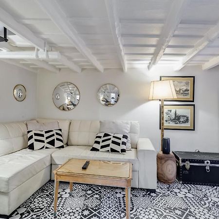 Vivilo Collection - Spanish Steps Macelli Apt With Private Terrace Рим Екстериор снимка