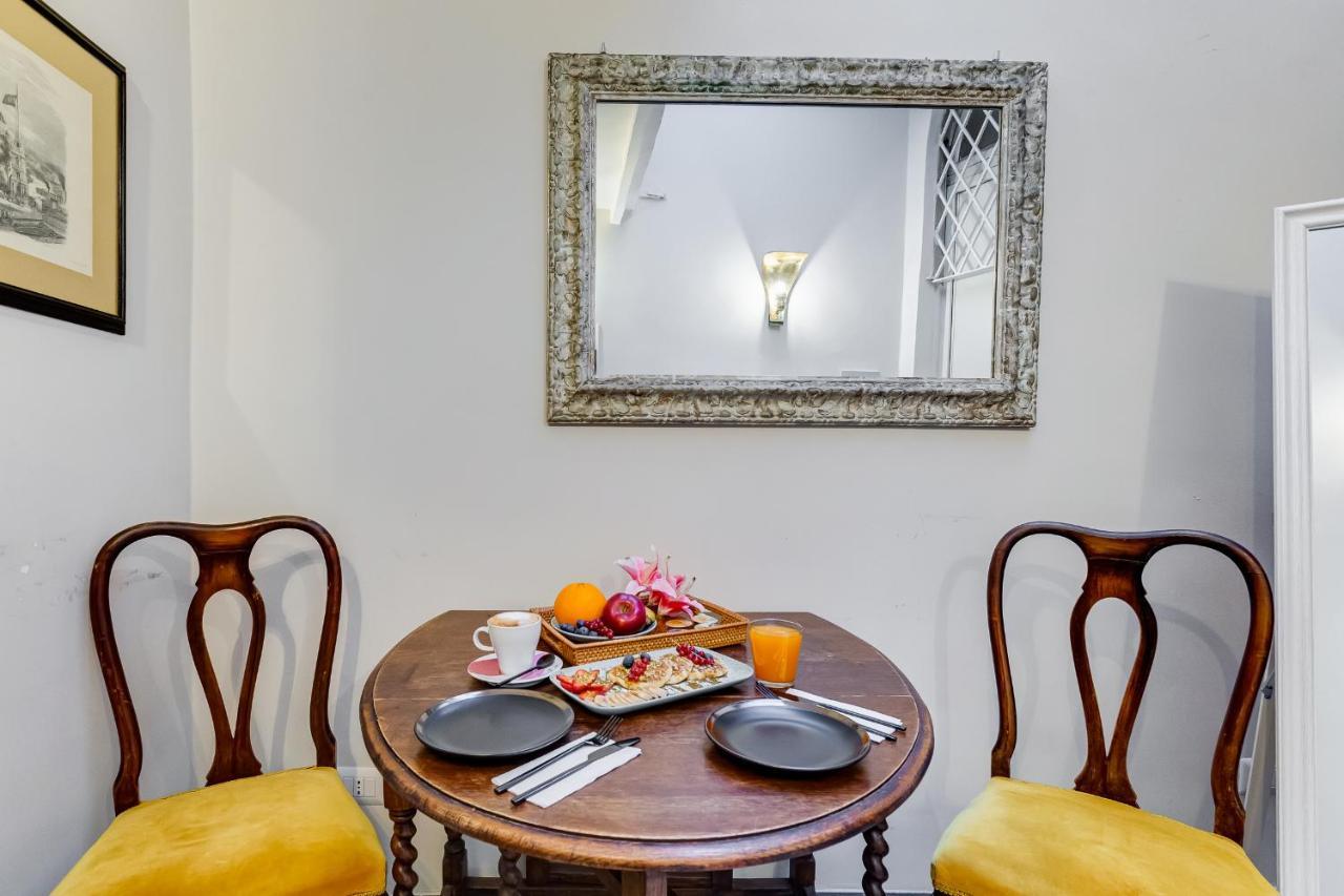 Vivilo Collection - Spanish Steps Macelli Apt With Private Terrace Рим Екстериор снимка