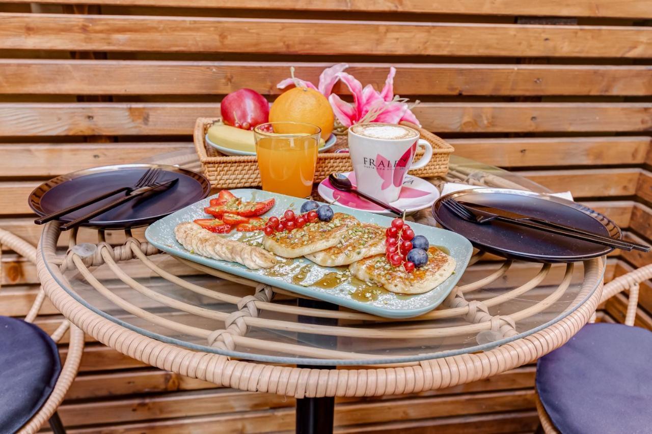 Vivilo Collection - Spanish Steps Macelli Apt With Private Terrace Рим Екстериор снимка
