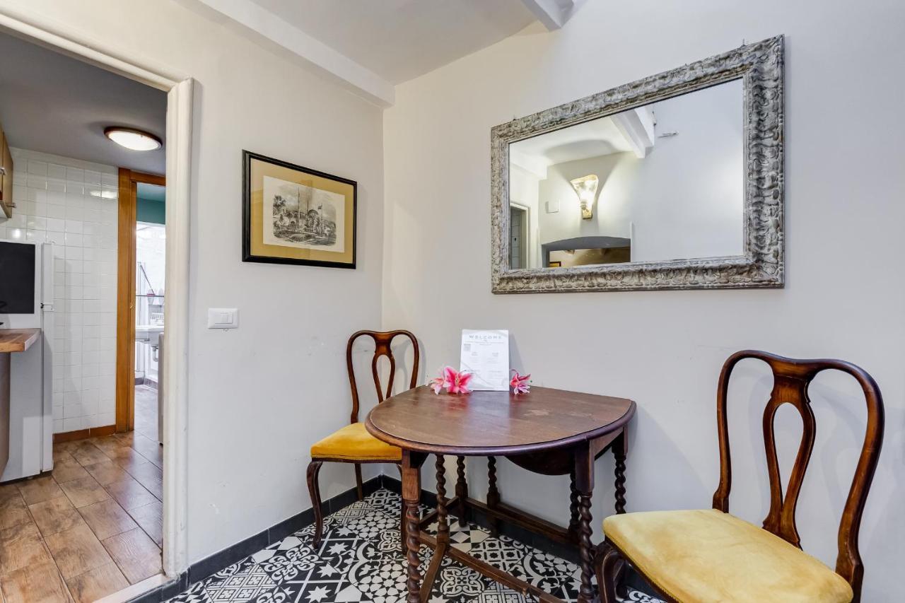 Vivilo Collection - Spanish Steps Macelli Apt With Private Terrace Рим Екстериор снимка