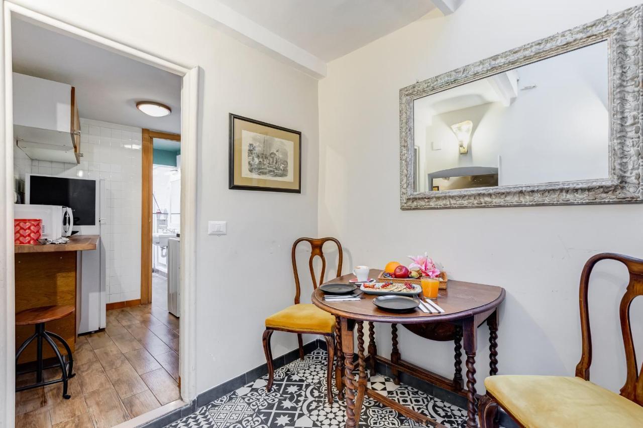 Vivilo Collection - Spanish Steps Macelli Apt With Private Terrace Рим Екстериор снимка