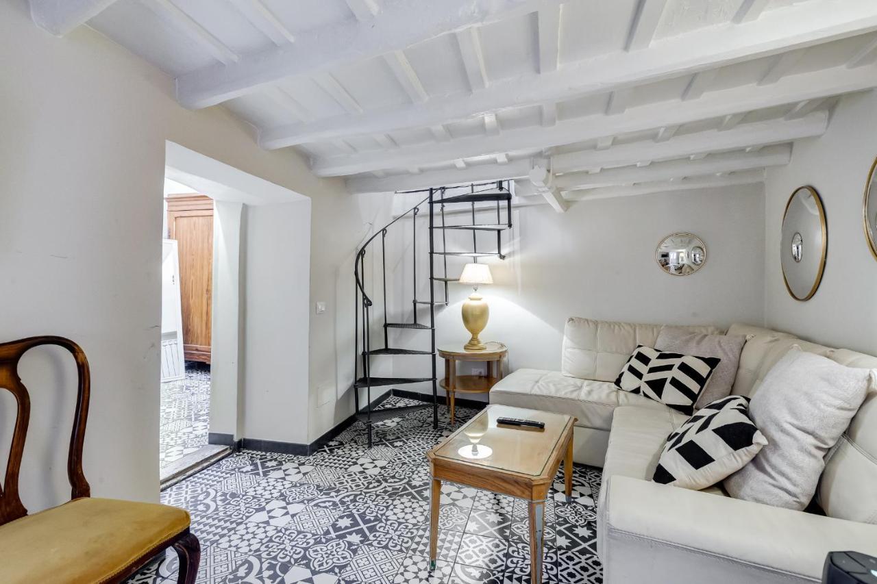 Vivilo Collection - Spanish Steps Macelli Apt With Private Terrace Рим Екстериор снимка